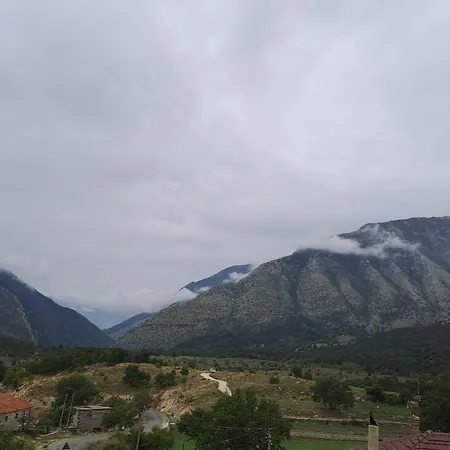 Bujtina Anesi Apartman *