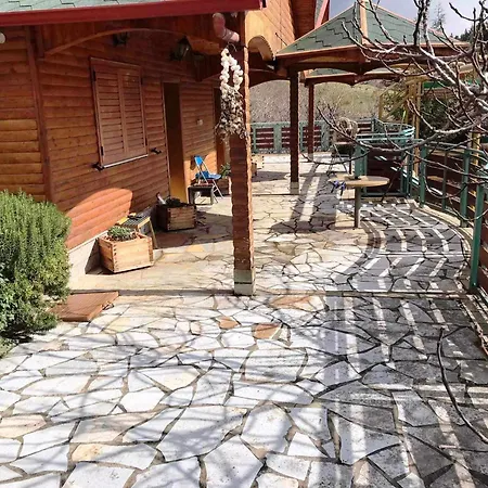 Bujtina Anesi Apartman