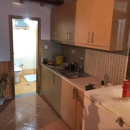 شقة Bujtina Anesi Polican (Gjirokaster)