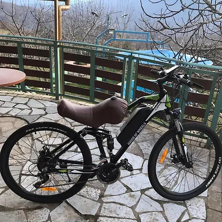 شقة Bujtina Anesi Polican (Gjirokaster)
