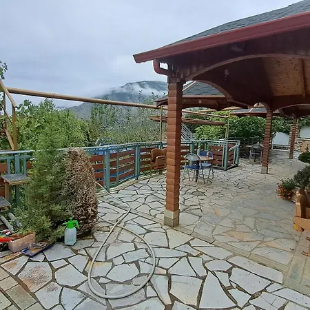 Bujtina Anesi דירה Polican (Gjirokaster)