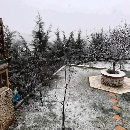 Bujtina Anesi شقة Polican (Gjirokaster)