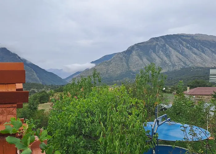 דירה Bujtina Anesi